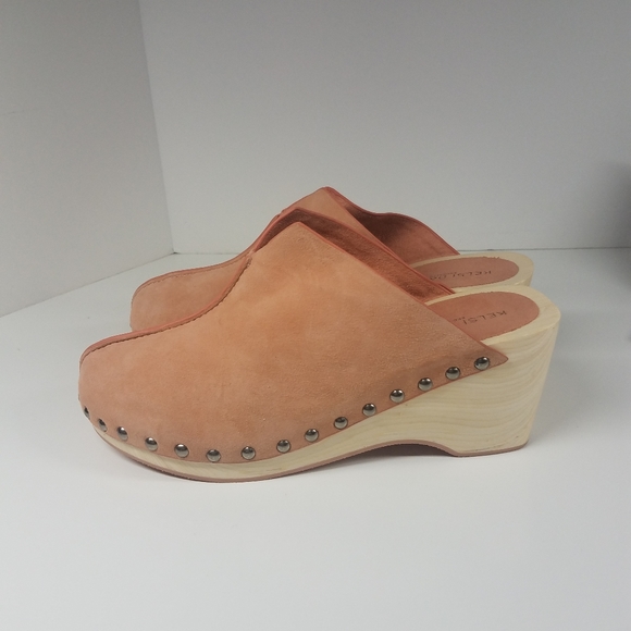 Kelsi Dagger Peach Pink Suede Clogs - Picture 4 of 9
